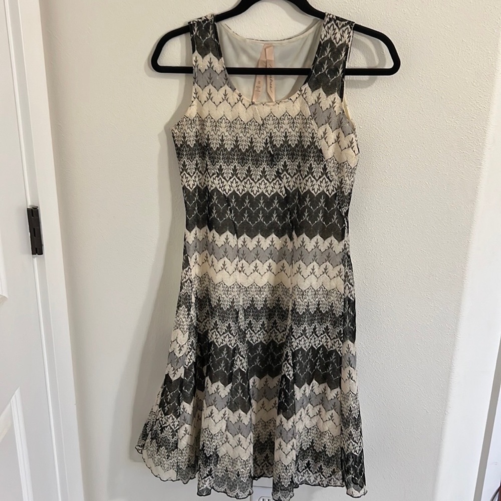 Mystree Grey/Black/White Patterned Dress